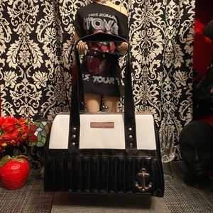 Lux de Ville Large Black and White Kisslock Tote Bag.